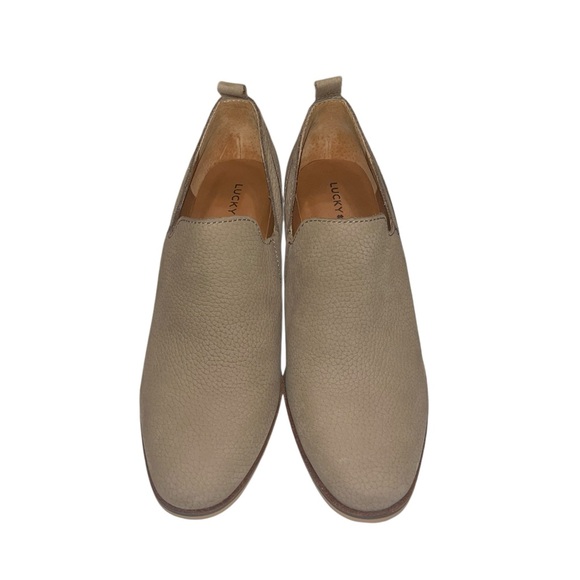 🌟NWOT🌟 Lucky Brand Vennia Taupe Ankle Bootie - Picture 3 of 12